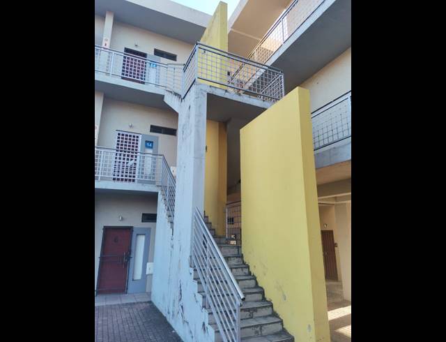 63M² OFFICE FOR SALE IN SONHEUWEL